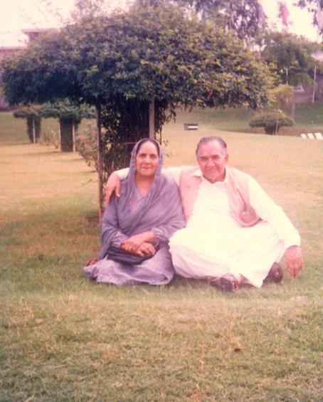 Qasim's Nana and Nani. (Major Muhammad Sharif and Fazal Begum)