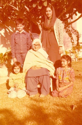 Qasim arrives at Lahore at ''Nishan-e-Haider House'' to take blessings of his nana, nani and Baiji before proceeding to join Hasan Abdal Cadet College in 1981.Here with his sisters, mother and great grandmother.